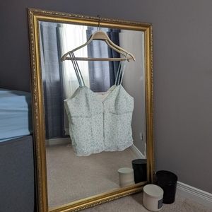 guess white and blue floral tank